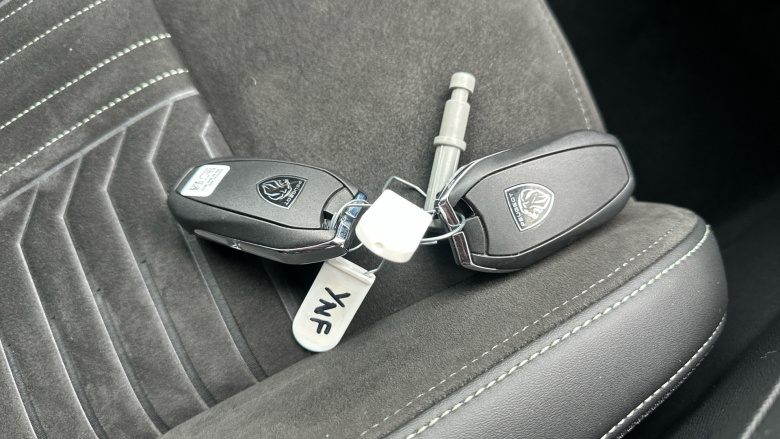 Peugeot 5008 157kW GT 73kWh 5dr Auto Electric Estate